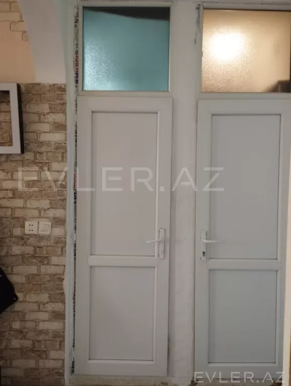 Satılır, köhnə tikili