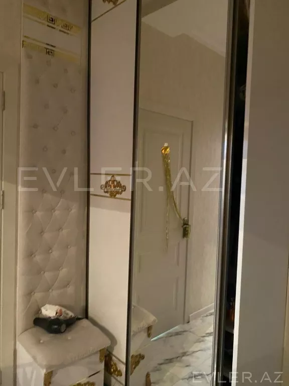 Satılır, yeni tikili