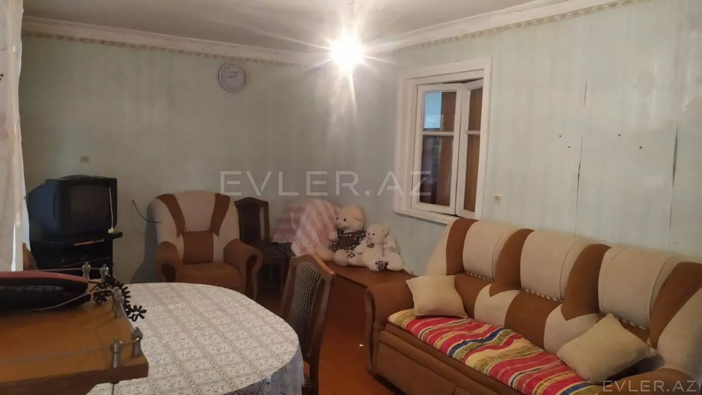 Satılır, həyət evi/villa