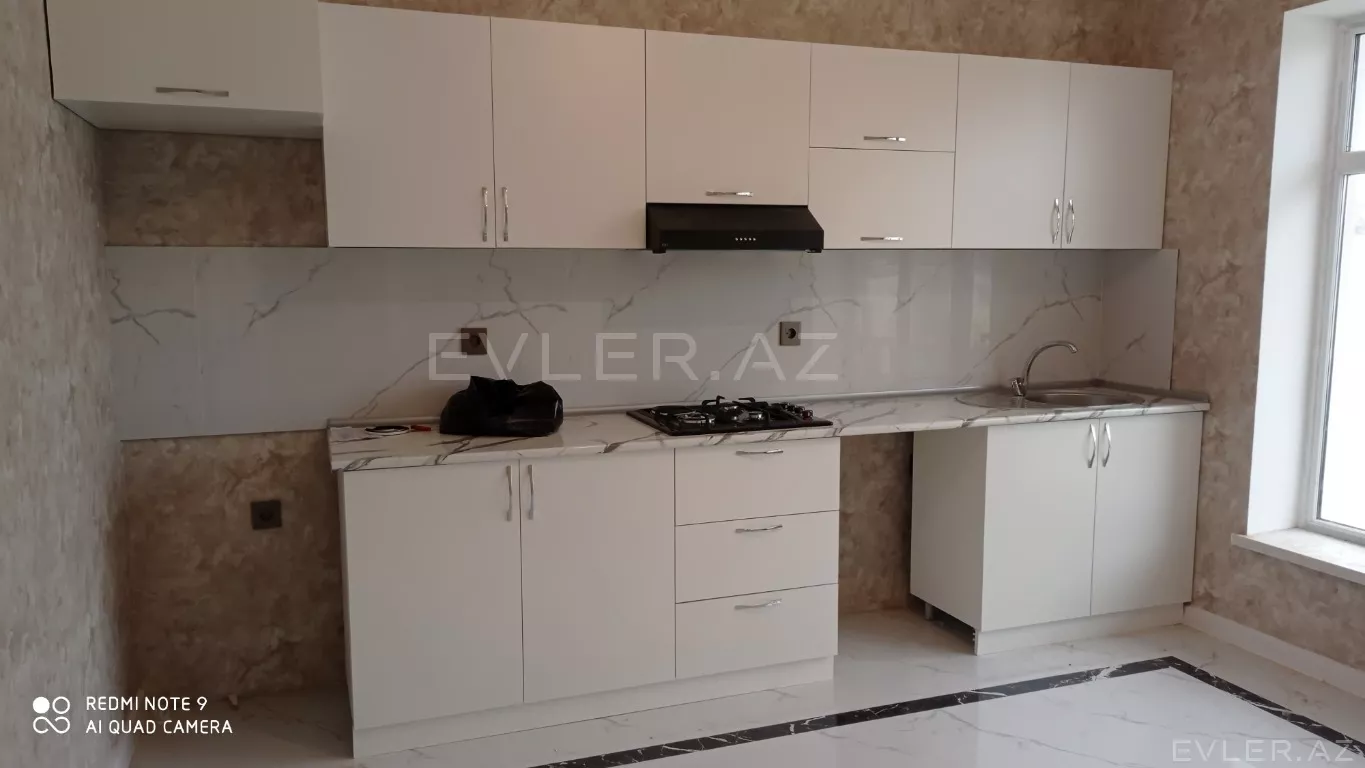 Satılır, həyət evi/villa