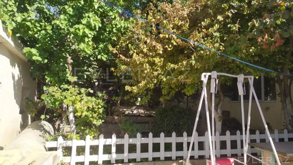 Satılır, həyət evi/villa