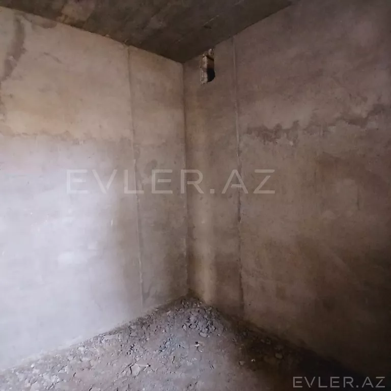 Satılır, həyət evi/villa