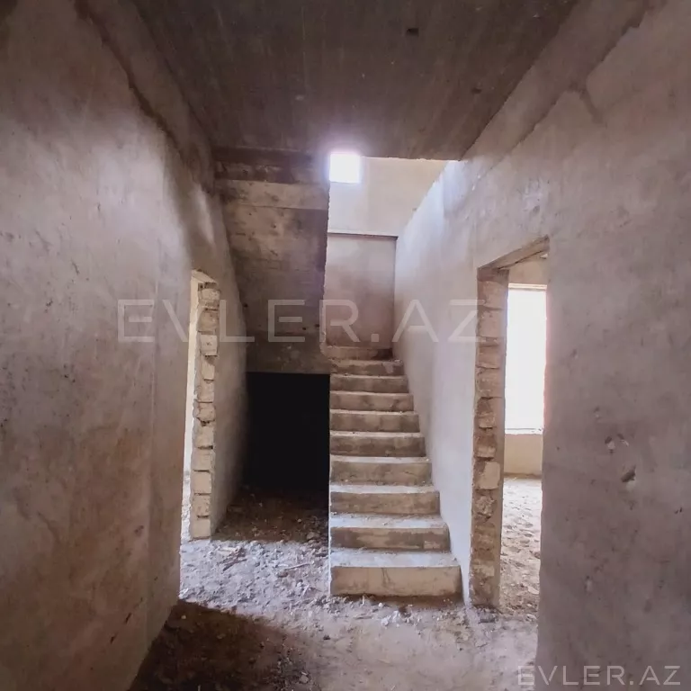 Satılır, həyət evi/villa
