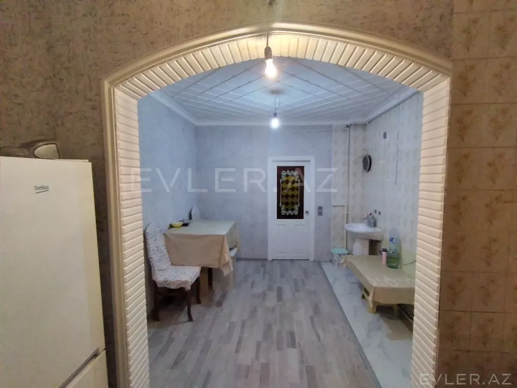 Satılır, köhnə tikili