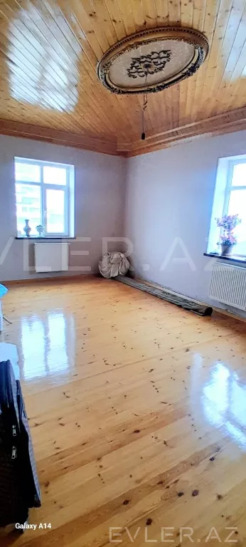 Satılır, həyət evi/villa