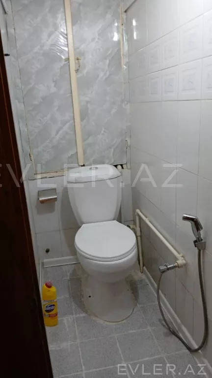 Aylıq, köhnə tikili
