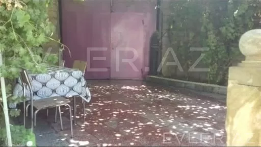Satılır, həyət evi/villa