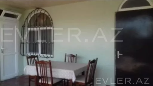Satılır, həyət evi/villa