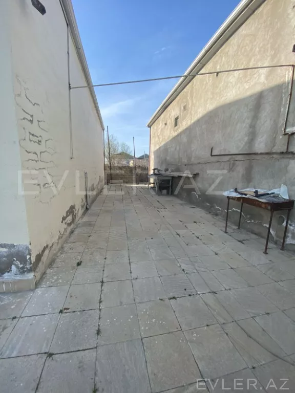 Satılır, həyət evi/villa