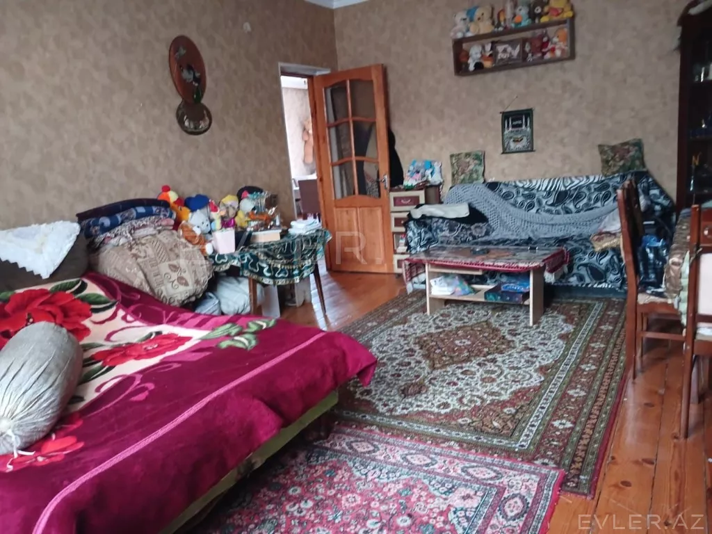 Satılır, həyət evi/villa