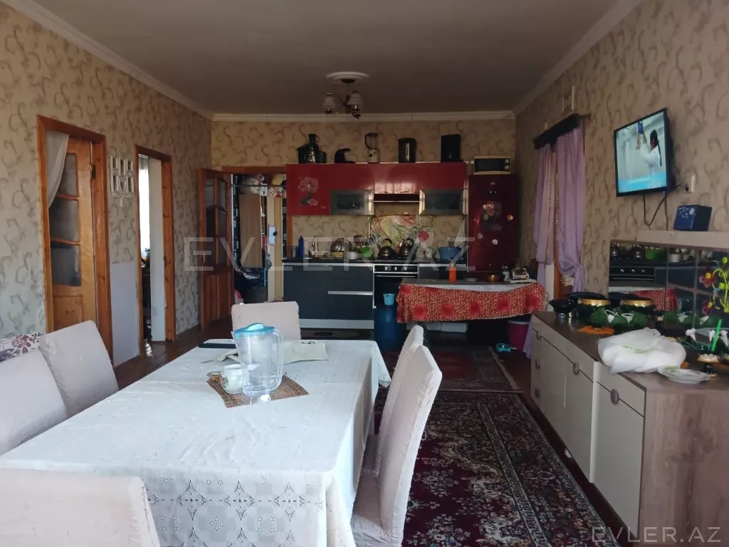 Satılır, həyət evi/villa