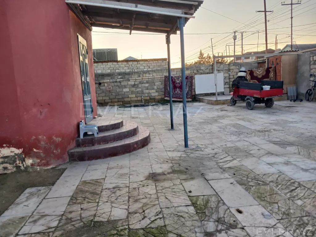 Satılır, həyət evi/villa