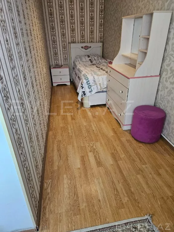 Satılır, köhnə tikili