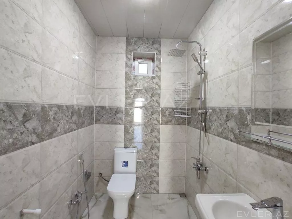 Satılır, həyət evi/villa