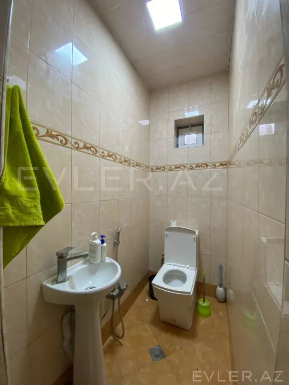 Satılır, həyət evi/villa