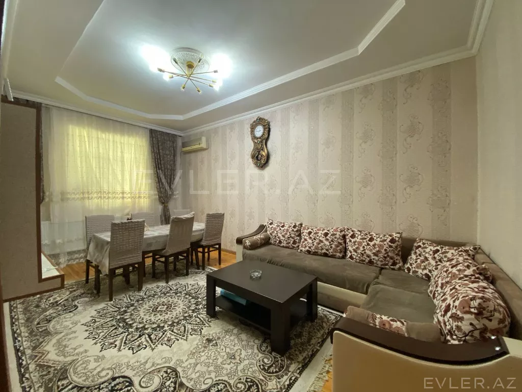 Satılır, həyət evi/villa