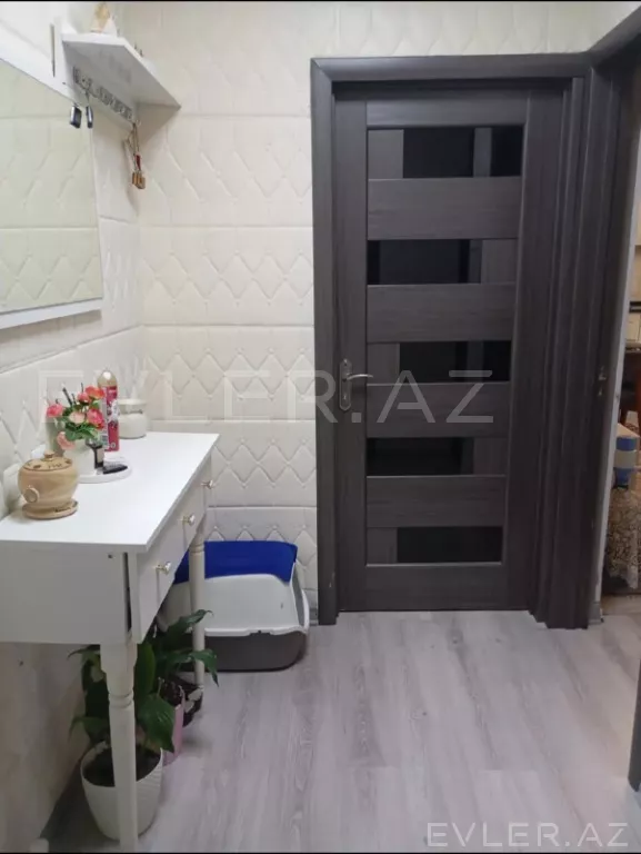 Satılır, həyət evi/villa