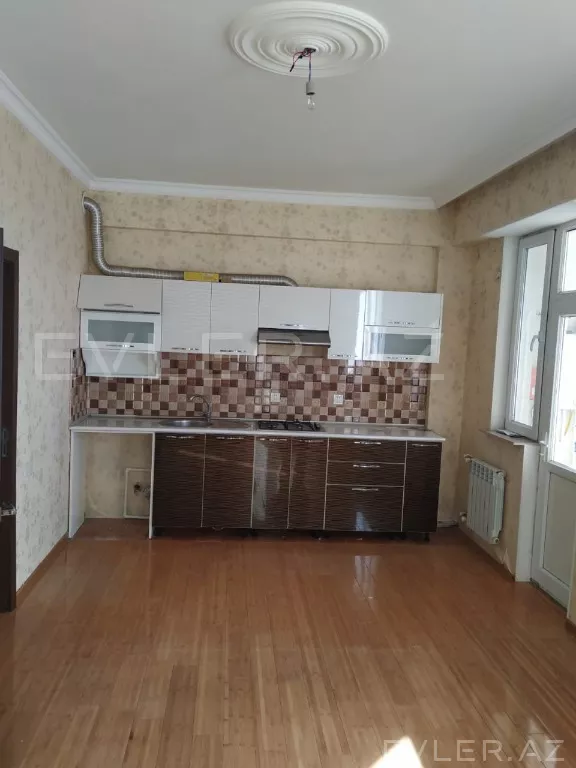 Satılır, yeni tikili