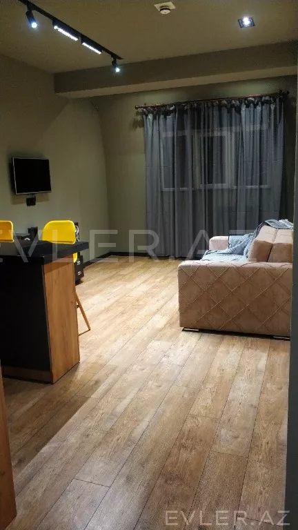Satılır, yeni tikili