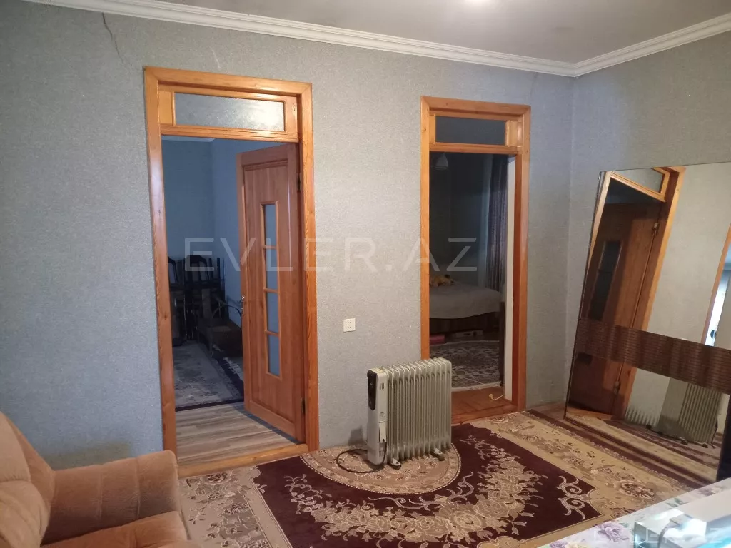 Satılır, həyət evi/villa