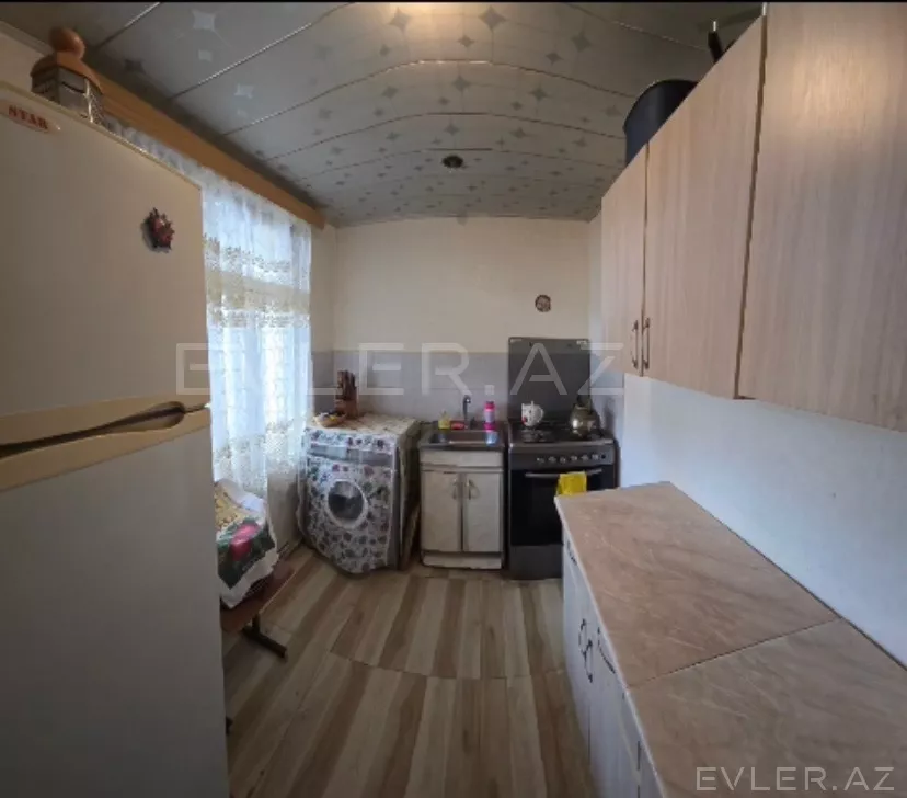 Satılır, həyət evi/villa