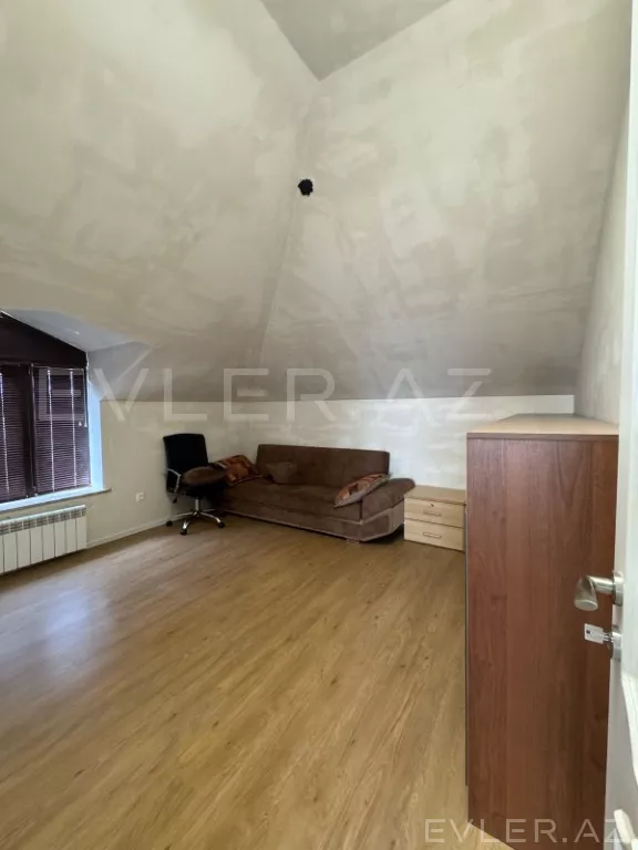 Satılır, həyət evi/villa