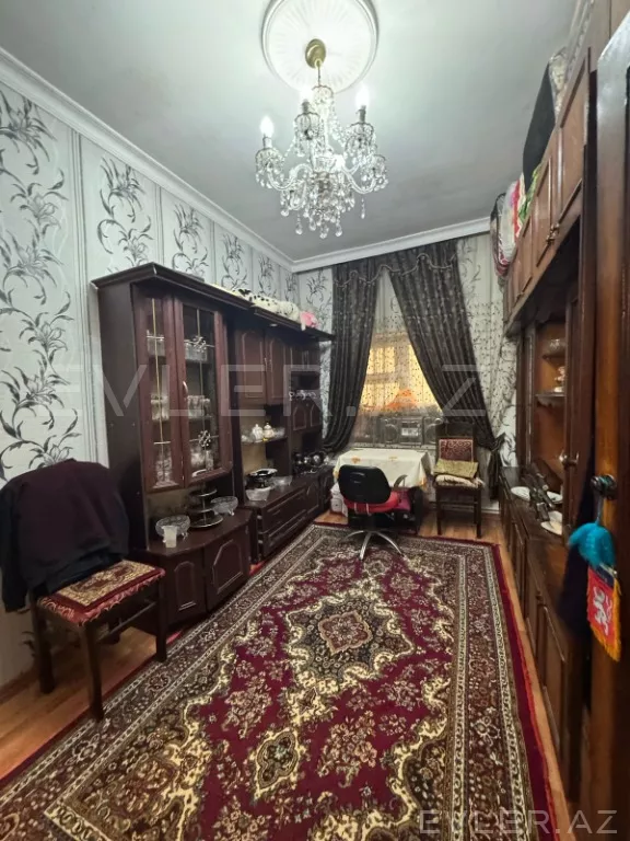 Satılır, həyət evi/villa