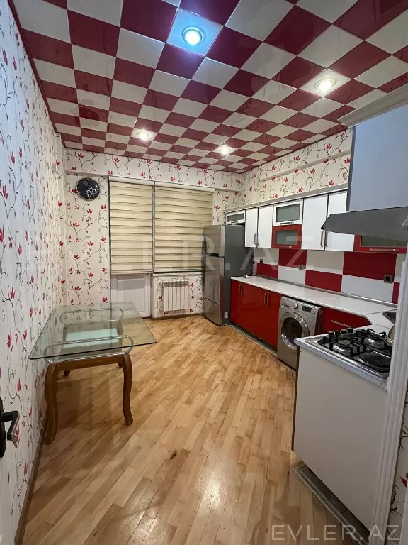 Satılır, yeni tikili