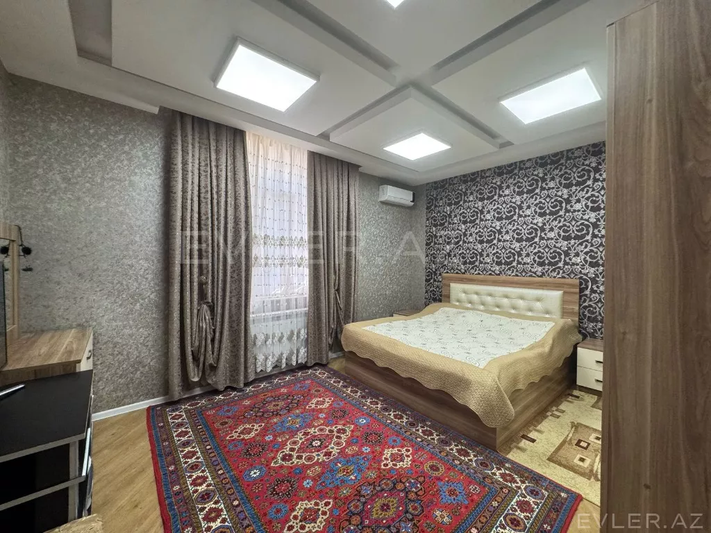 Satılır, həyət evi/villa