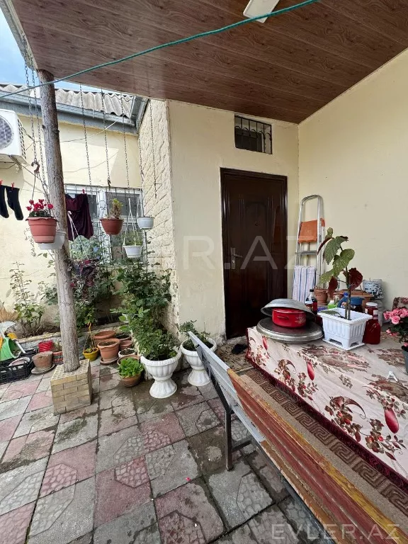 Satılır, həyət evi/villa