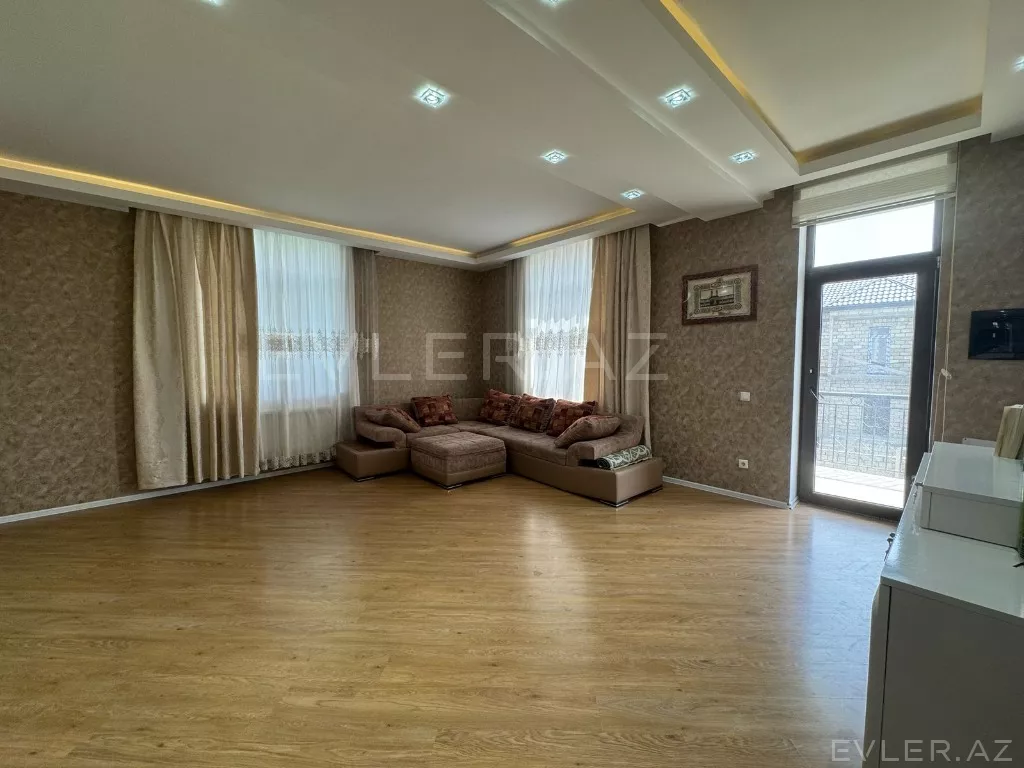 Satılır, həyət evi/villa