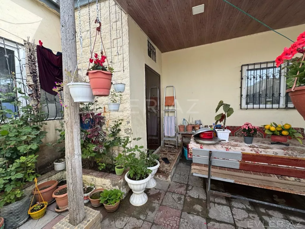 Satılır, həyət evi/villa