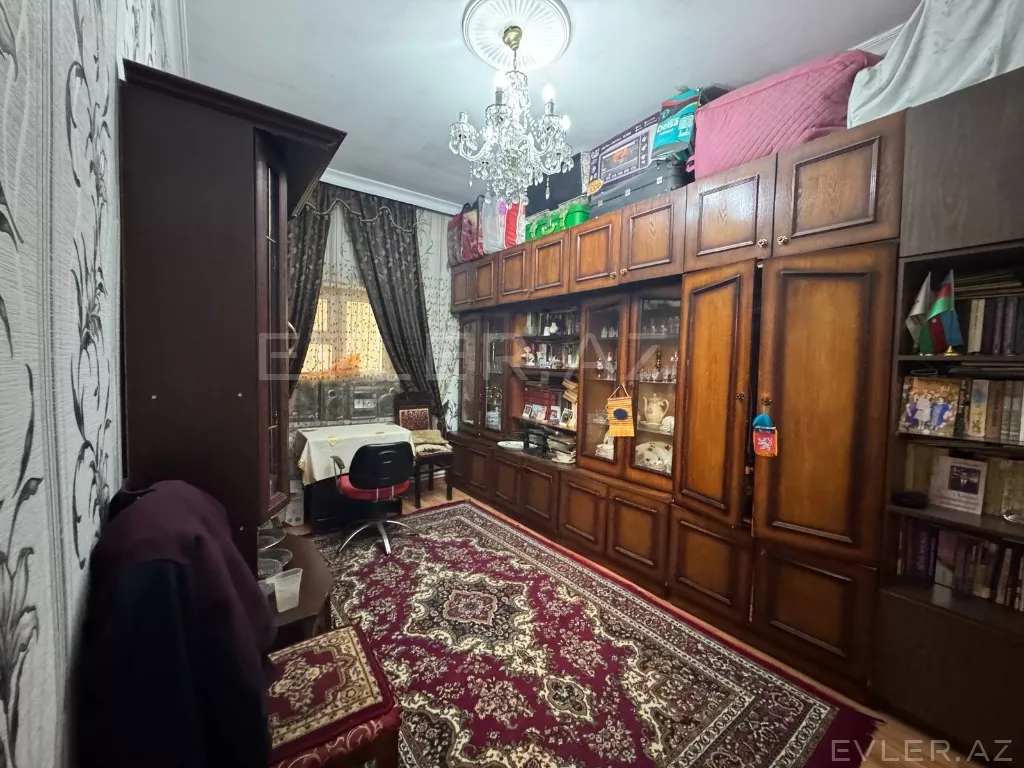 Satılır, həyət evi/villa