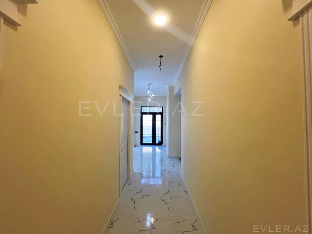 Satılır, həyət evi/villa
