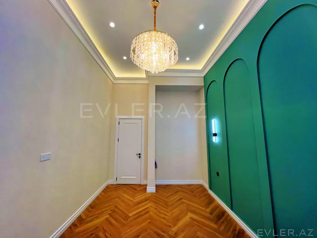 Satılır, həyət evi/villa