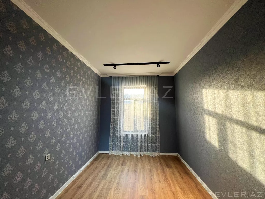 Satılır, həyət evi/villa