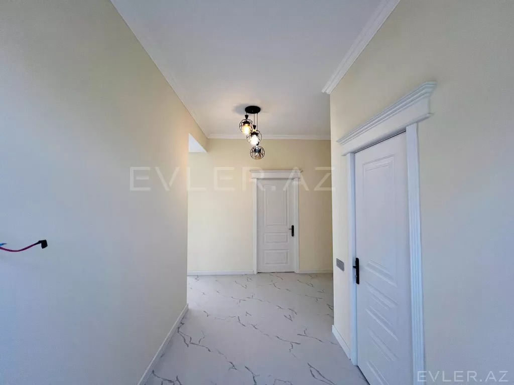 Satılır, həyət evi/villa