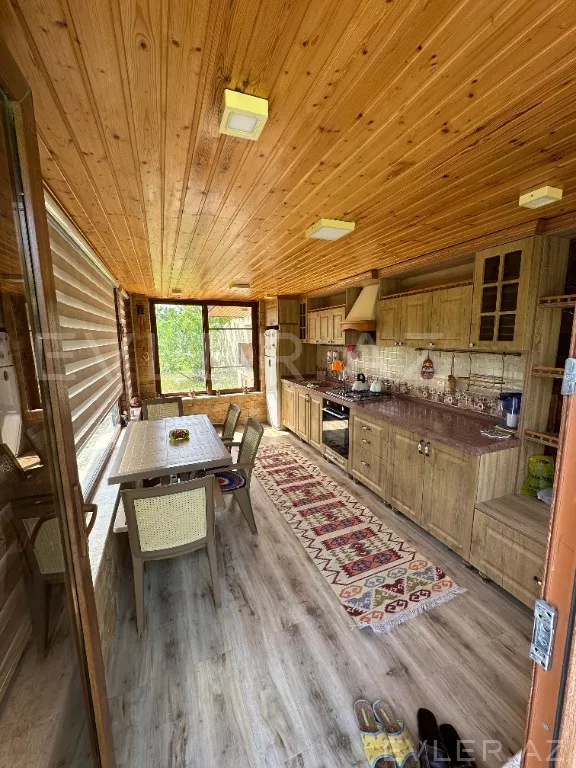 Satılır, həyət evi/villa