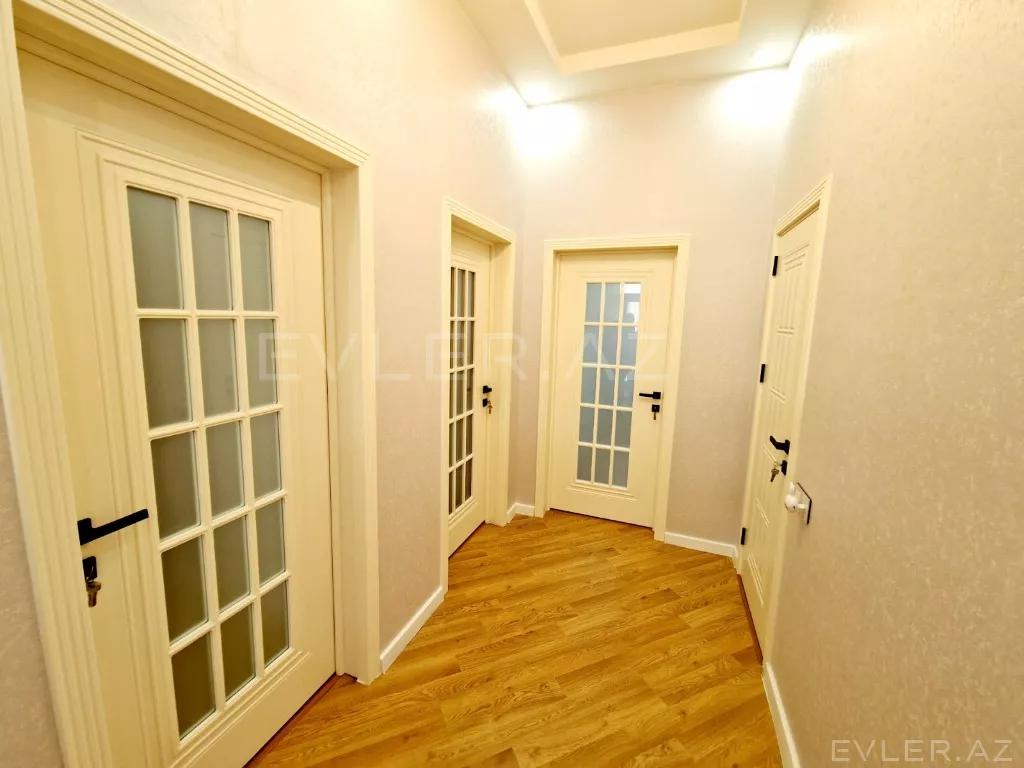 Satılır, həyət evi/villa