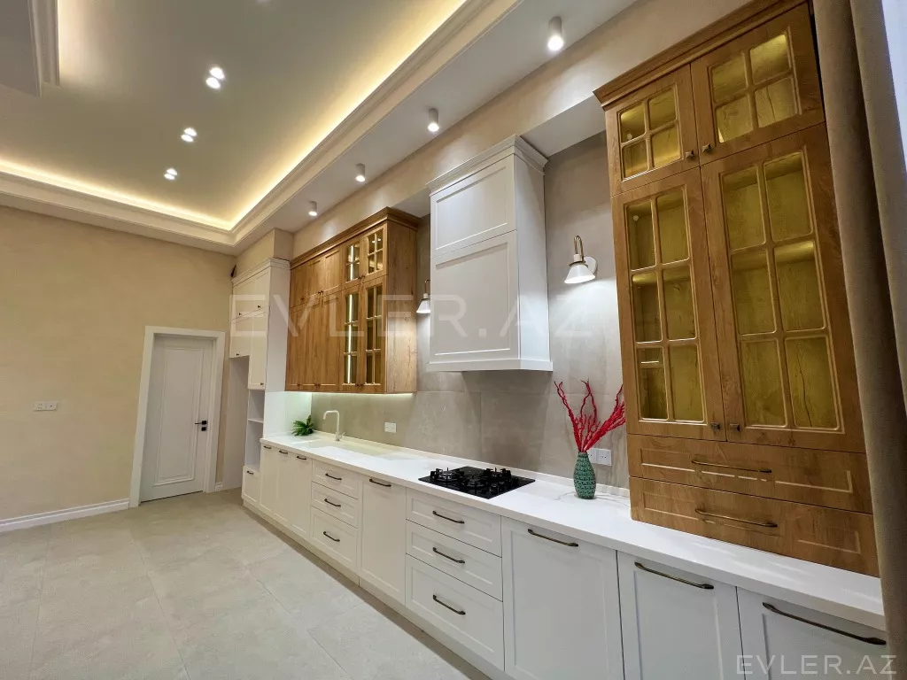 Satılır, həyət evi/villa