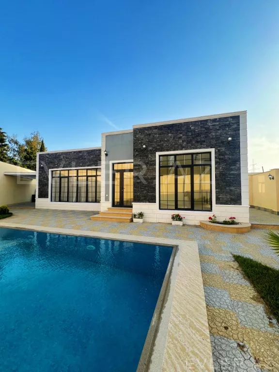 Satılır, həyət evi/villa