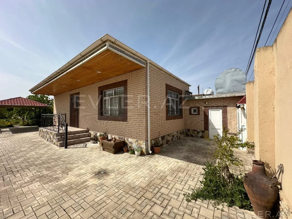 Satılır, həyət evi/villa