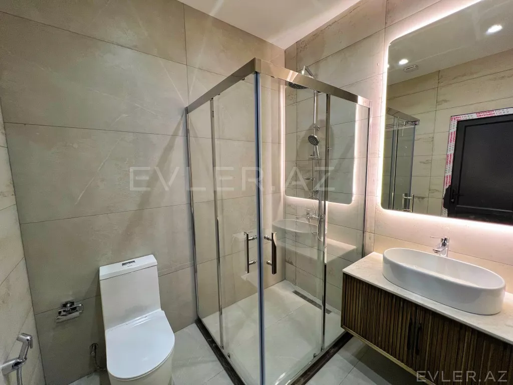 Satılır, həyət evi/villa