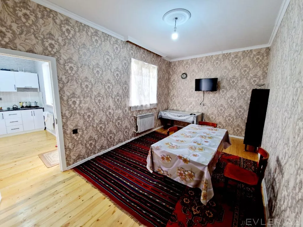 Satılır, həyət evi/villa