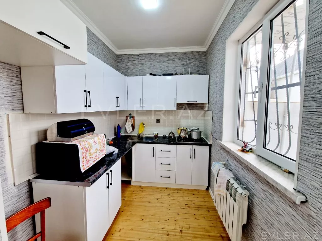 Satılır, həyət evi/villa