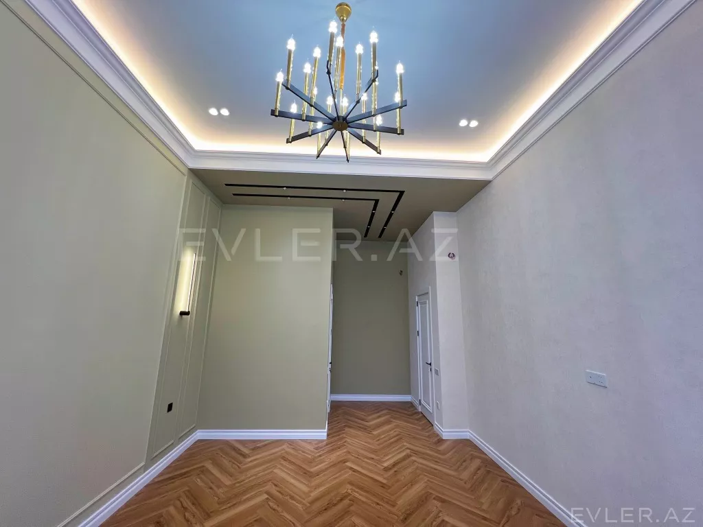 Satılır, həyət evi/villa