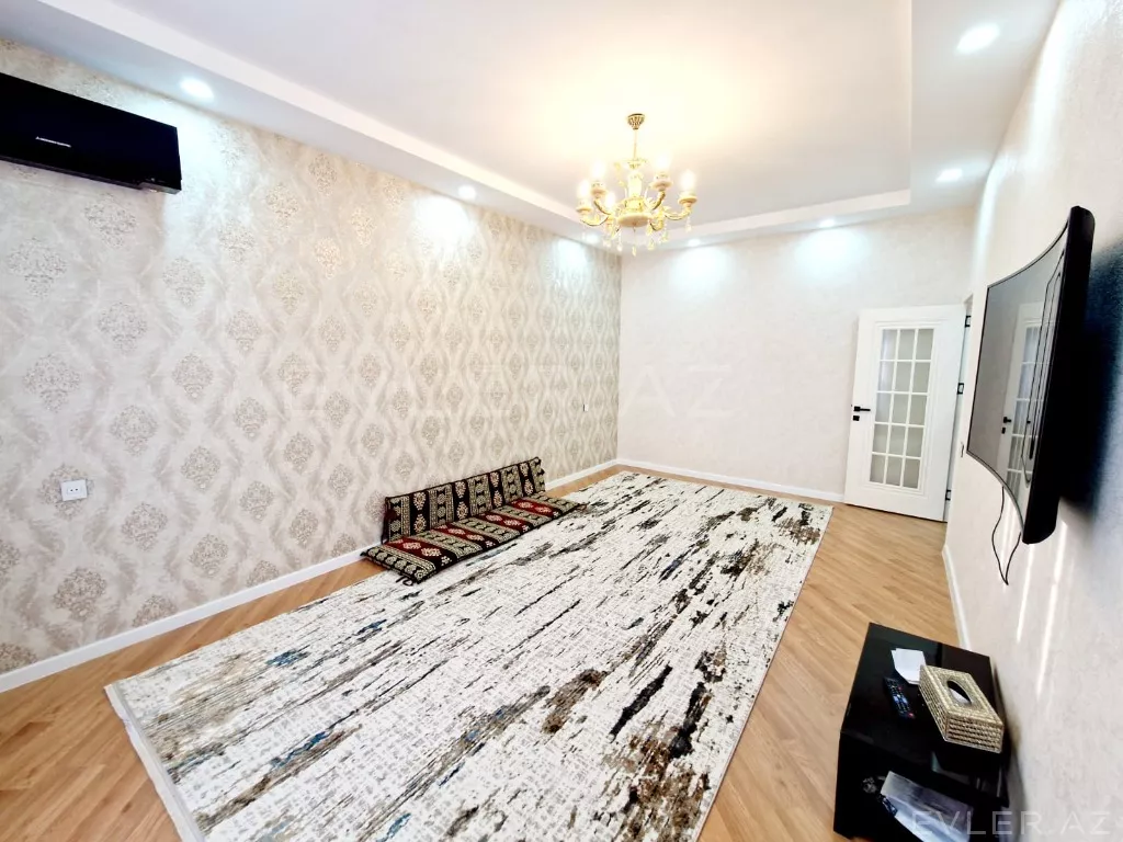 Satılır, həyət evi/villa