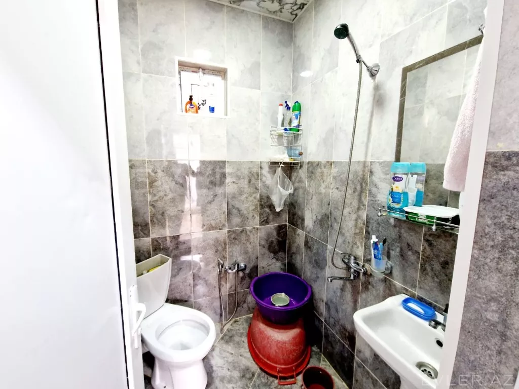 Satılır, həyət evi/villa