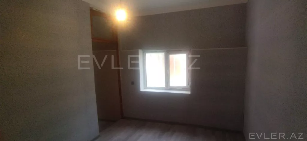 Satılır, həyət evi/villa