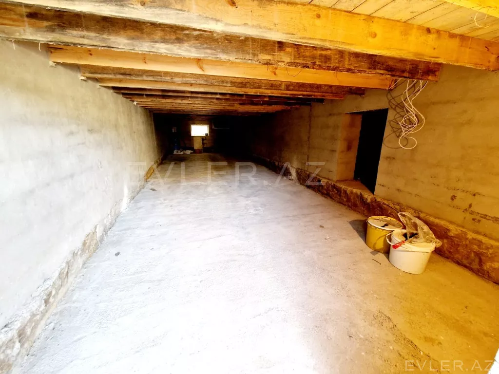 Satılır, həyət evi/villa
